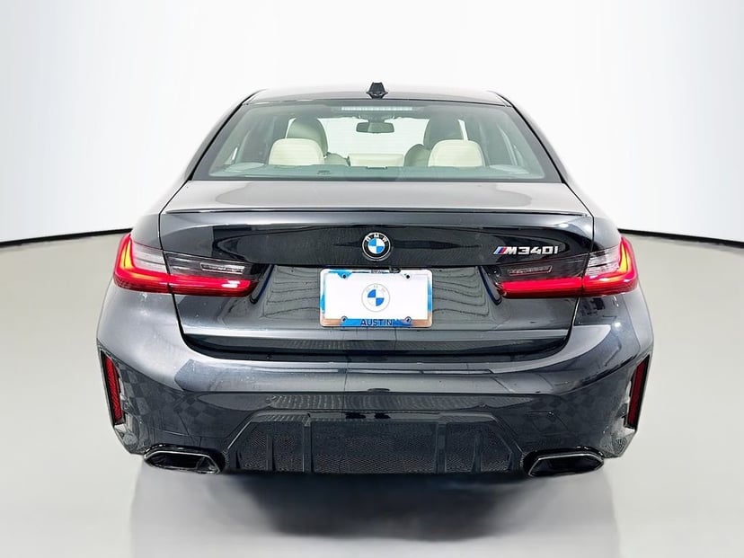 2026 BMW 3 Series - Image 6
