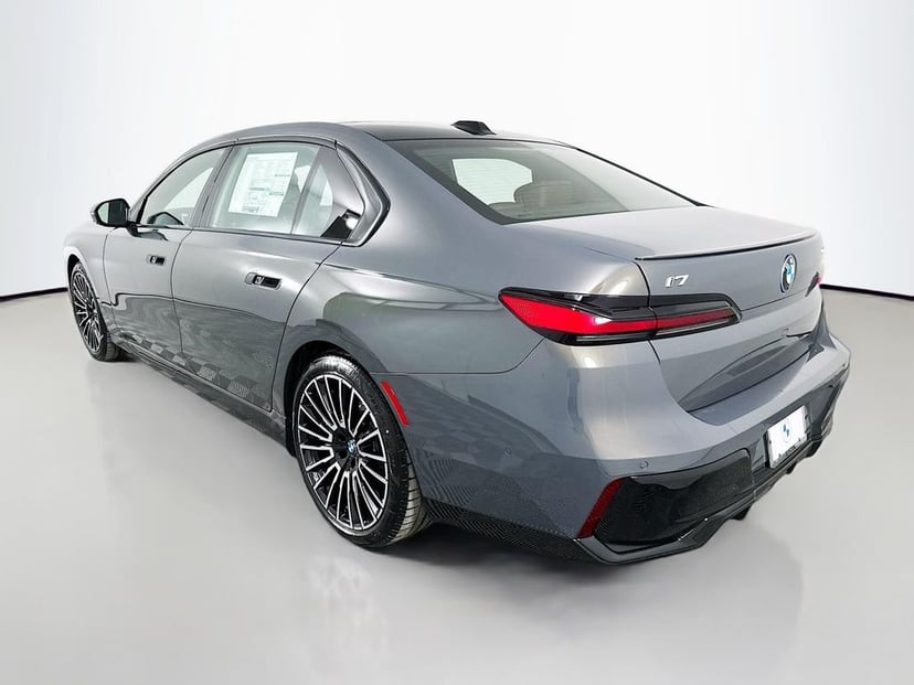 2026 BMW i7 - Image 7