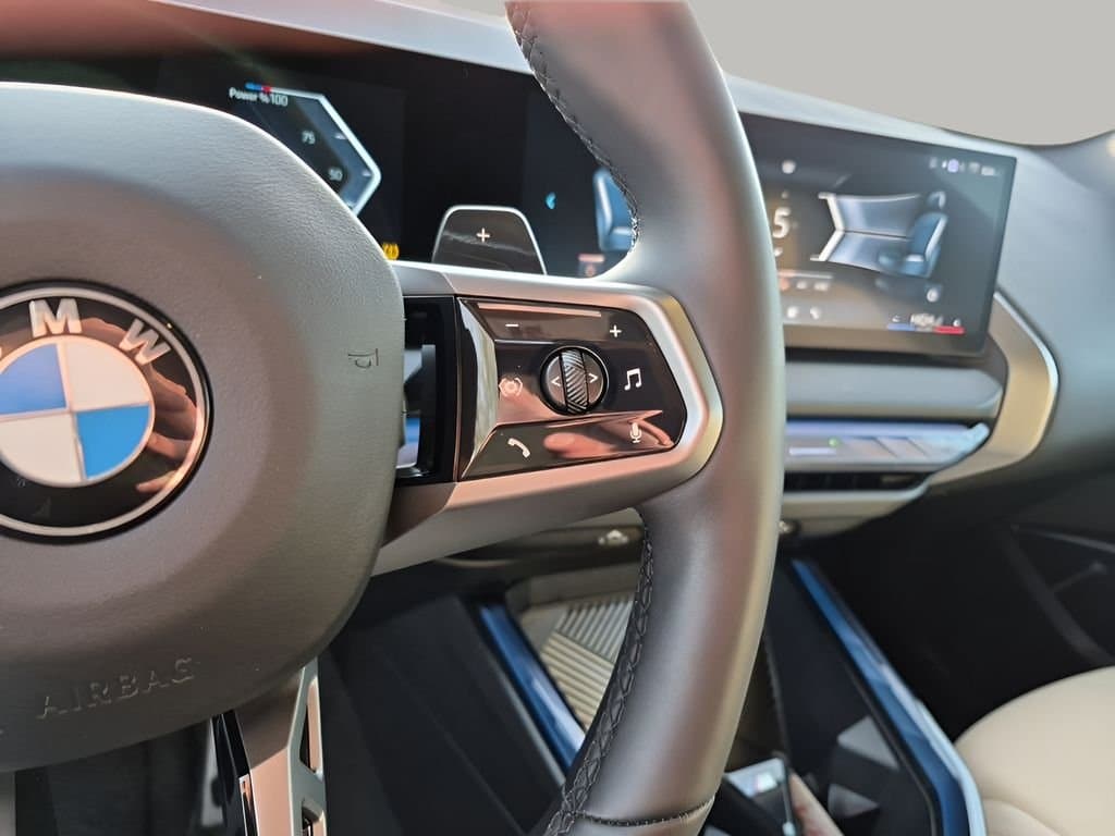 2025 BMW X3 - Image 34
