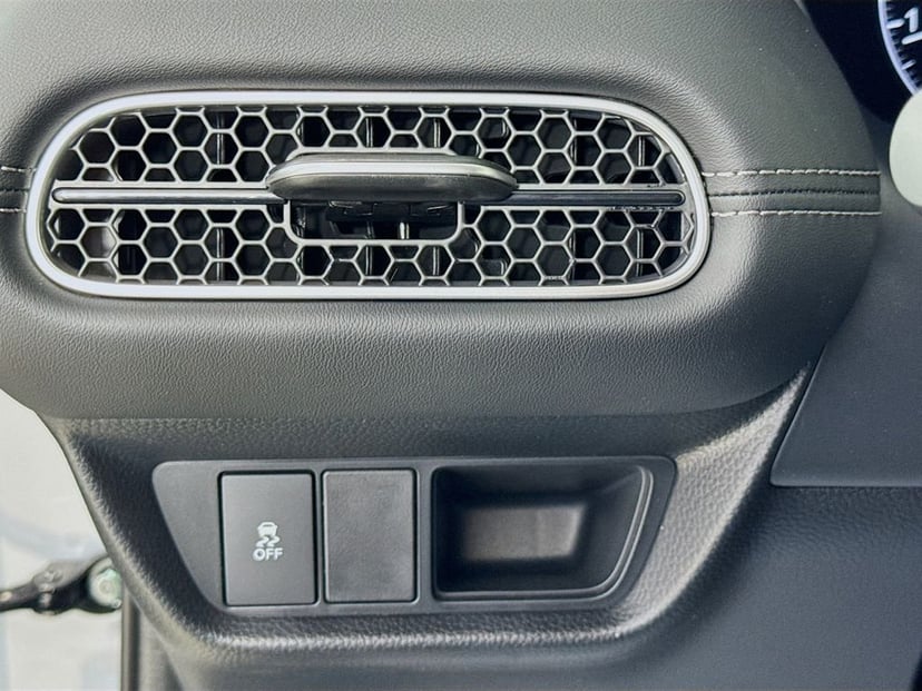 2026 Honda HR-V - Image 11