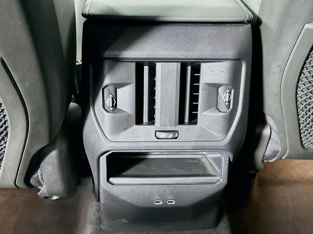 2025 BMW X3 - Image 24