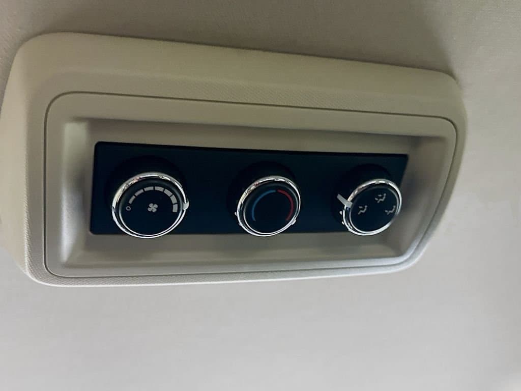 2012 DODGE Grand - Image 27