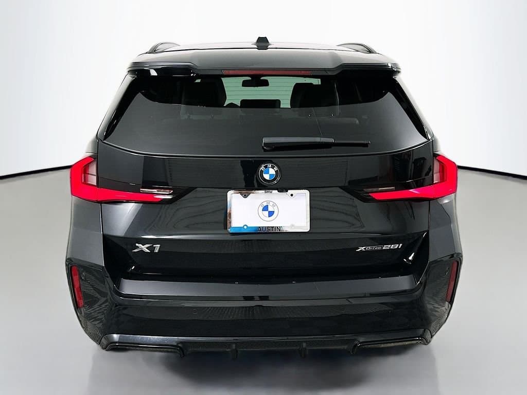 2025 BMW X1 - Image 6