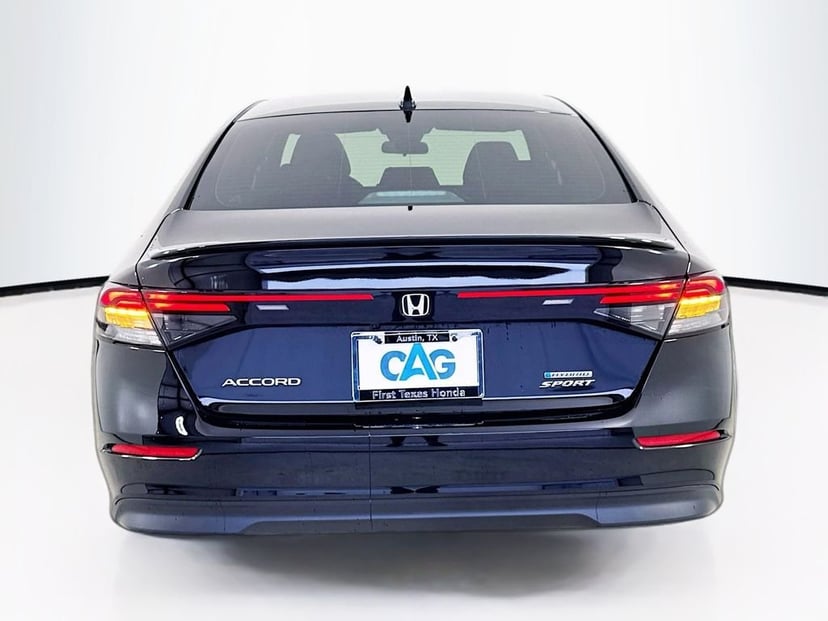 2025 Honda Accord Hybrid - Image 6