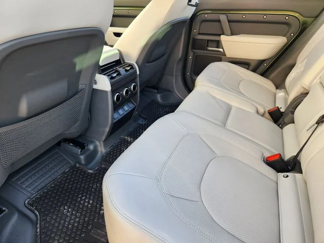 2026 Land Rover Defender 130 - Image 20
