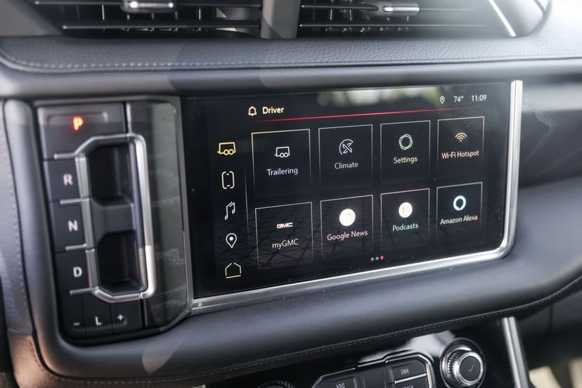 2022 GMC Yukon XL - Image 19