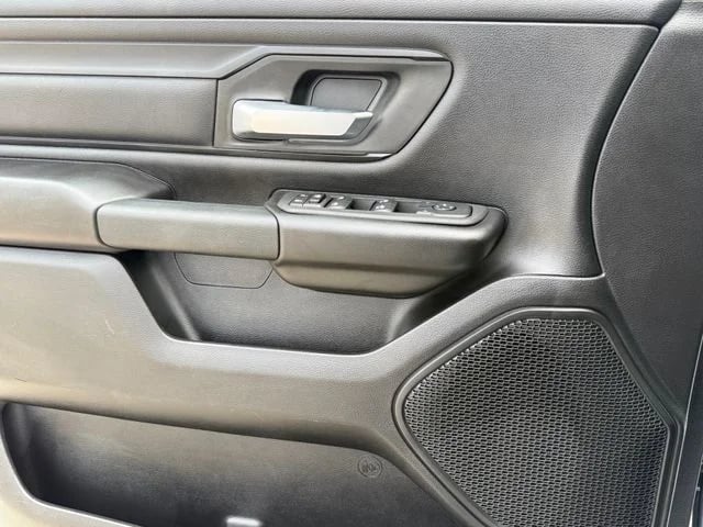 2025 Ram 1500 - Image 23