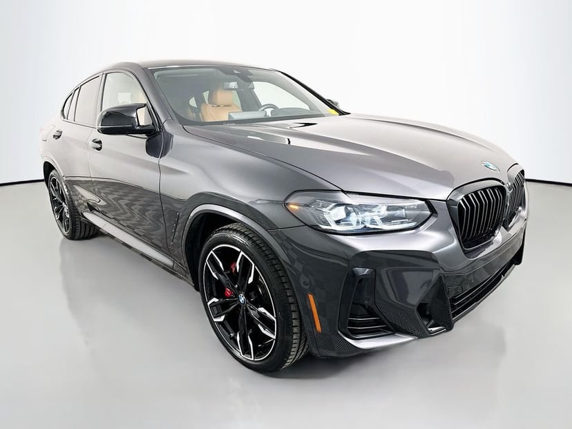 2023 BMW X4 - Image 1