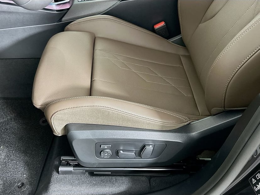2025 BMW X3 - Image 21