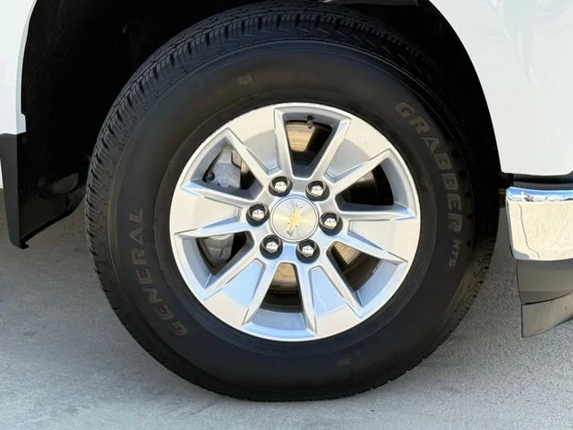 2020 Chevrolet Silverado 1500 - Image 2
