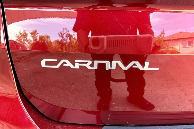 2024 Kia Carnival - Image 10