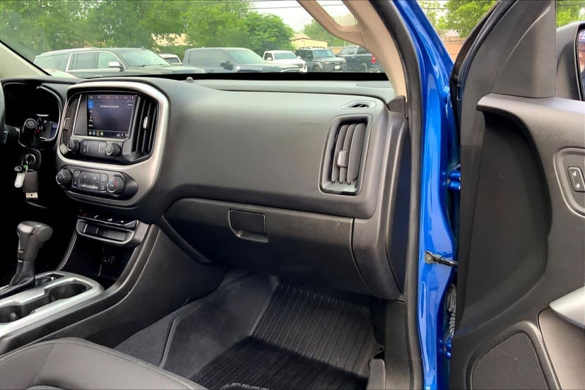 2019 Chevrolet Colorado - Image 18