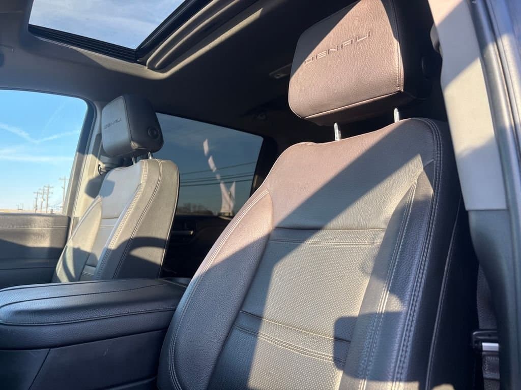 2023 GMC Sierra 2500HD - Image 12