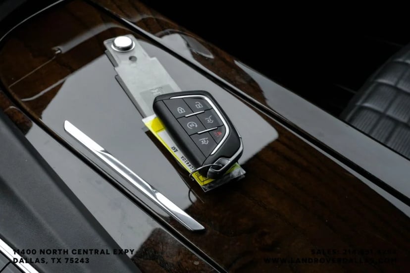 2021 Cadillac Escalade - Image 66