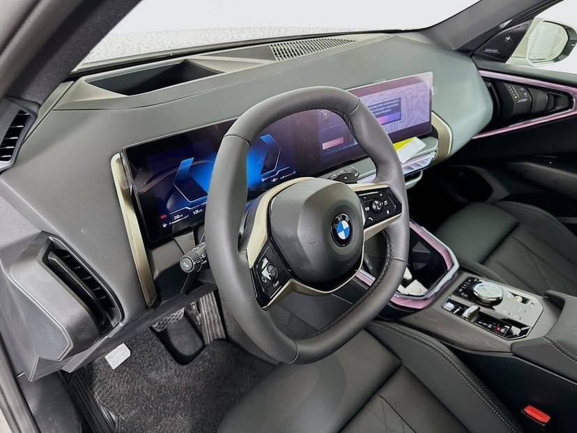 2025 BMW X3 - Image 9
