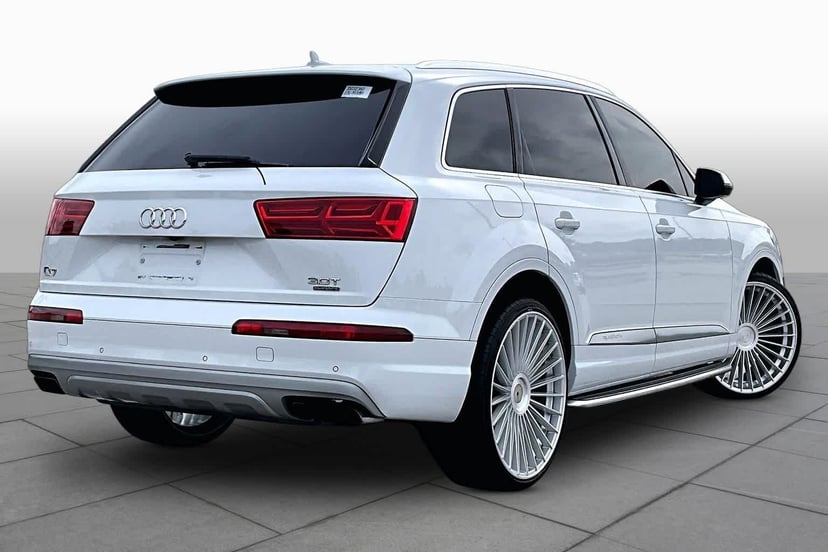 2018 Audi Q7 - Image 13