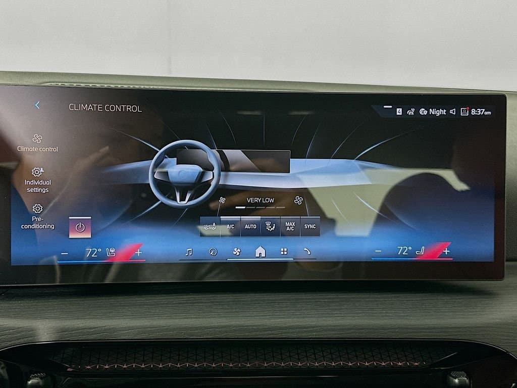 2026 BMW 3 Series - Image 14