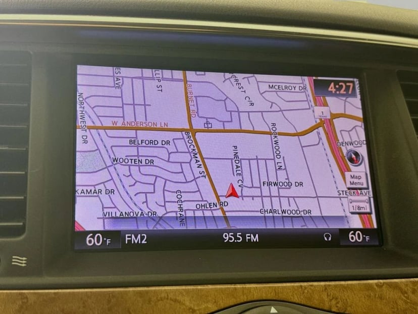2012 INFINITI QX56 - Image 16