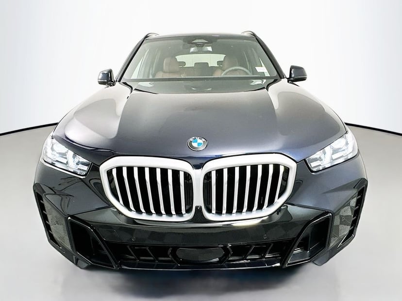 2026 BMW X5 - Image 2