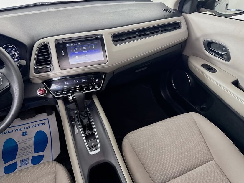 2018 Honda HR-V - Image 31