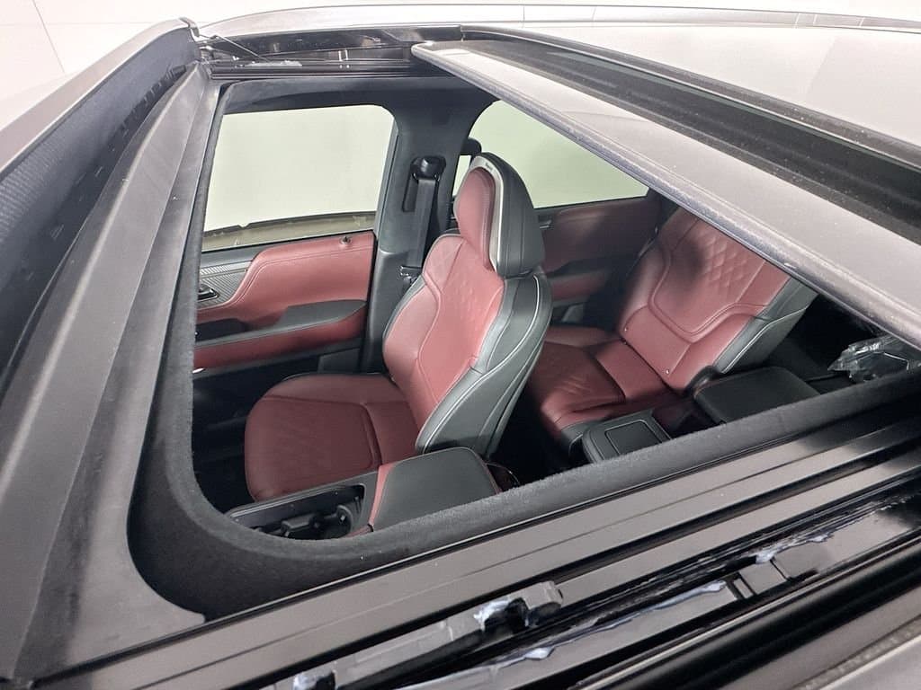 2026 INFINITI QX80 - Image 26