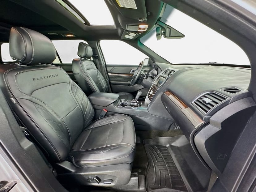 2016 Ford Explorer - Image 37