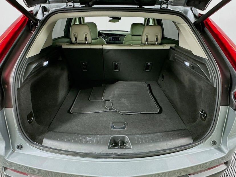 2023 Cadillac XT4 - Image 26