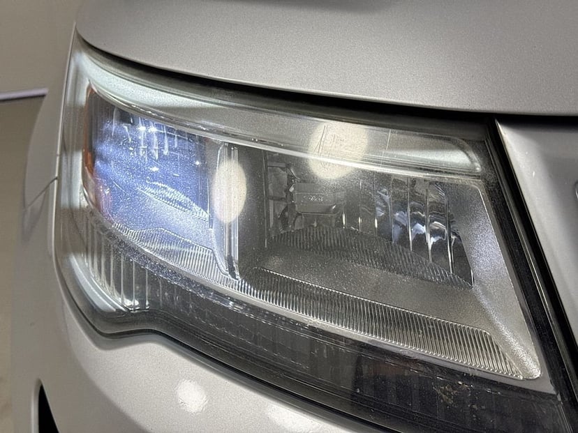 2016 Ford Explorer - Image 40