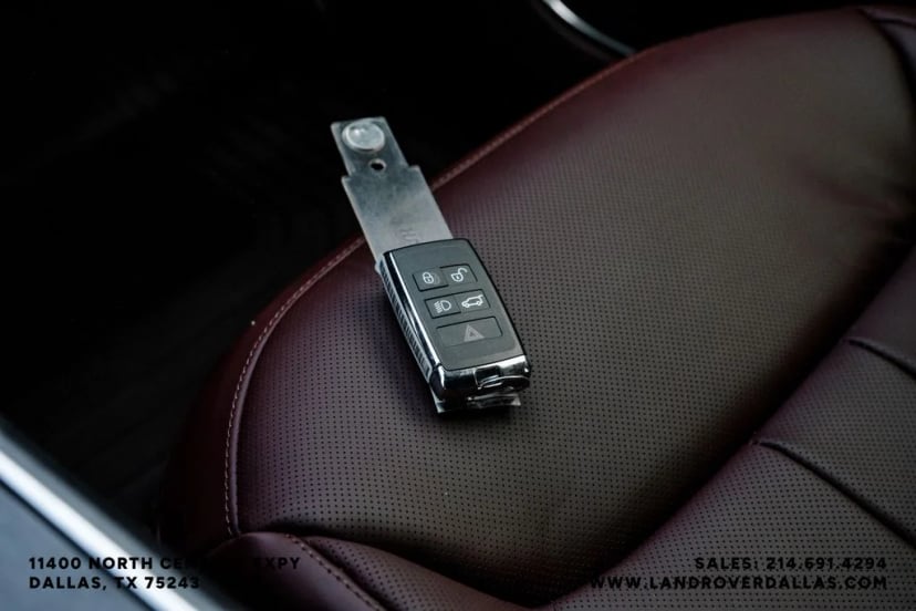 2026 Land Rover Range Rover - Image 65