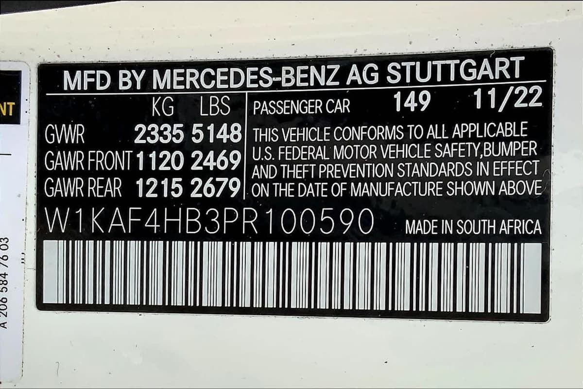 2023 Mercedes-Benz C 300 - Image 32