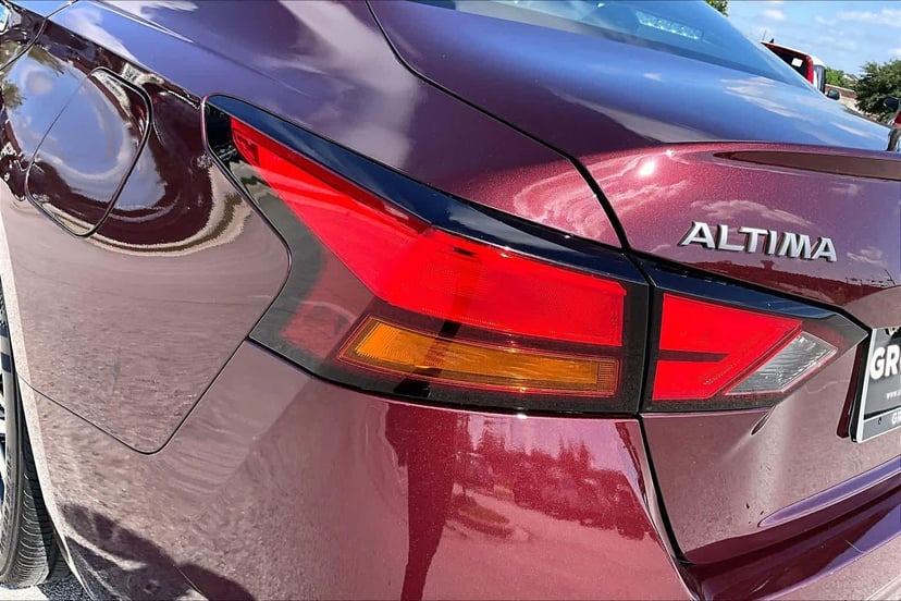 2025 Nissan Altima - Image 29