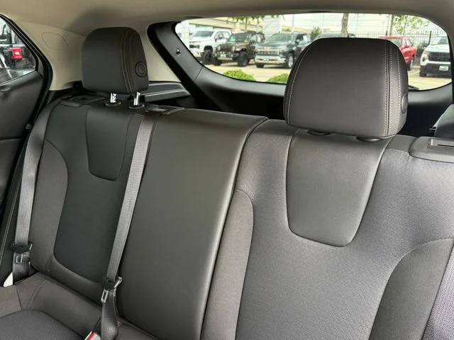 2025 Buick Encore GX - Image 27