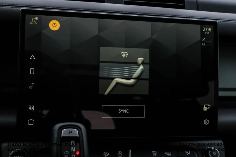 2026 Land Rover Defender 110 - Image 34