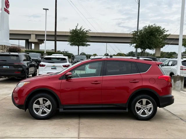 2015 Toyota RAV4 - Image 7