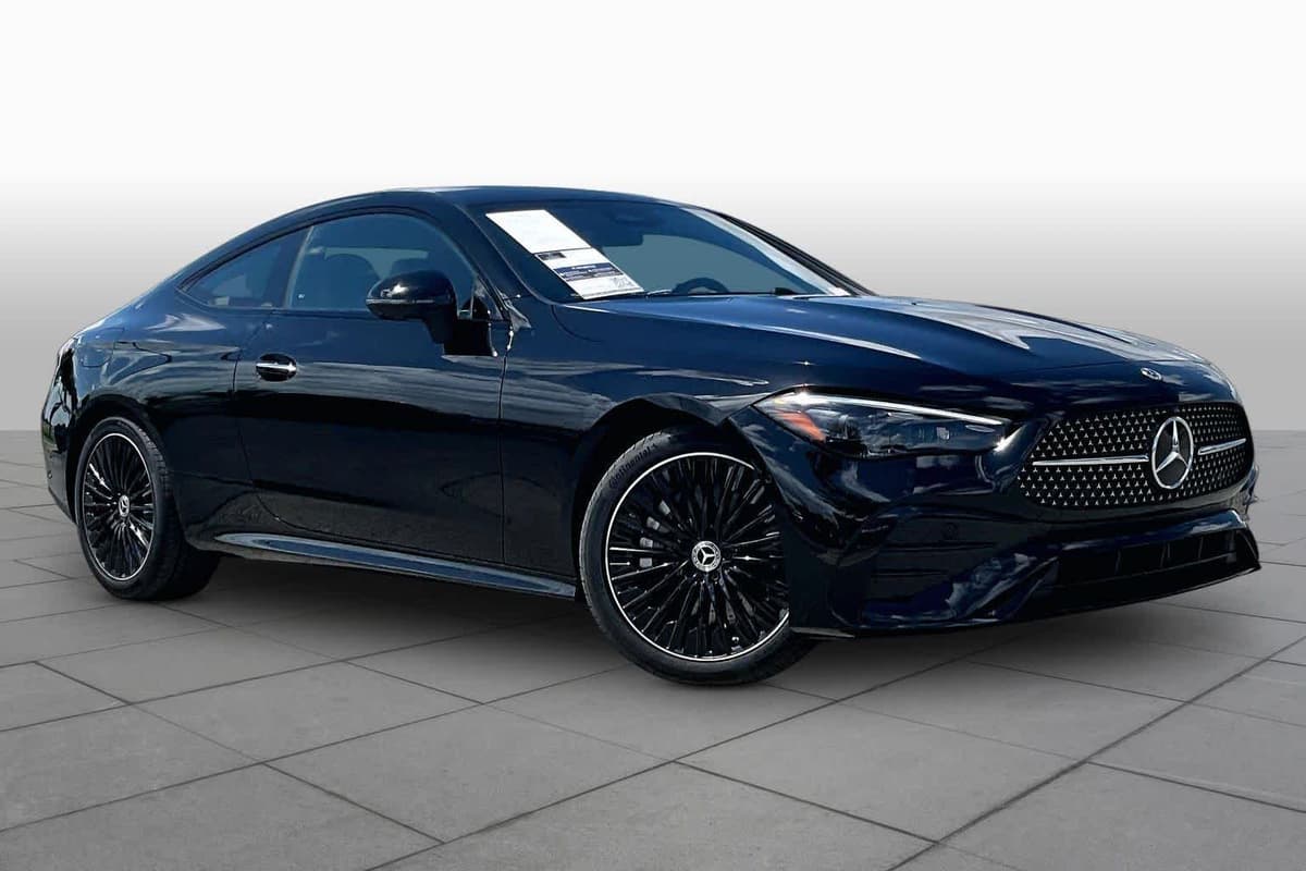 2025 Mercedes-Benz CLE 450 - Image 3