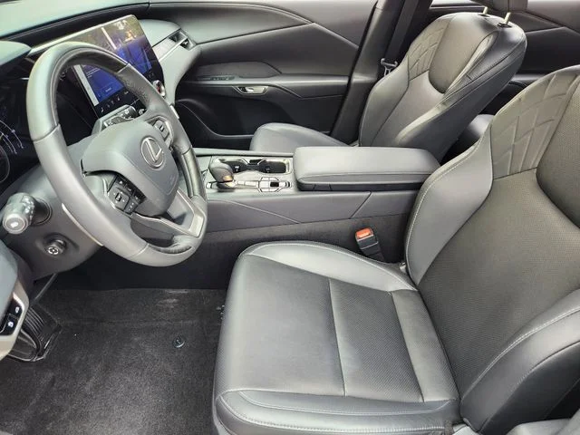 2024 Lexus RX - Image 13