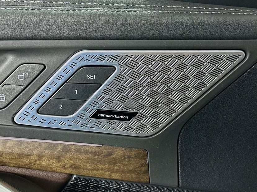 2025 BMW X1 - Image 19