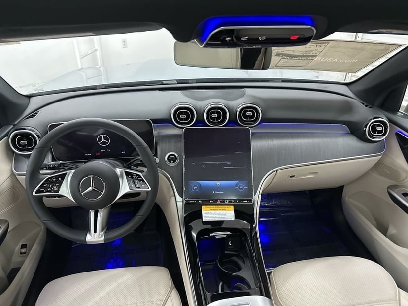 2026 Mercedes-Benz GLC - Image 20