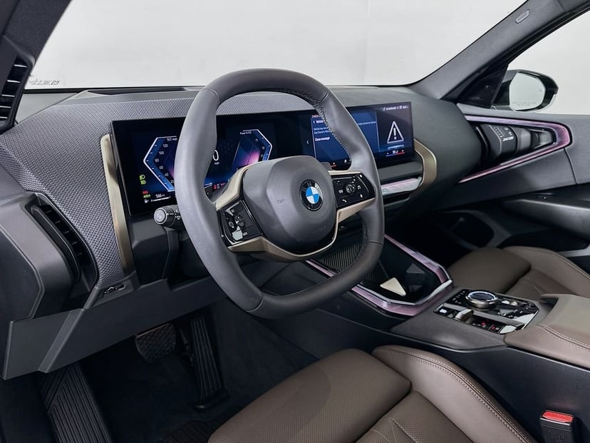 2025 BMW X3 - Image 9