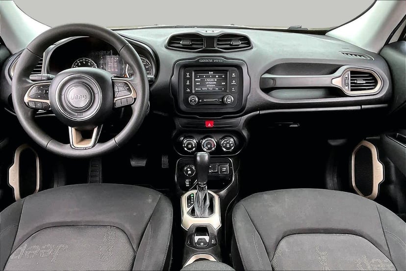 2017 Jeep Renegade - Image 16