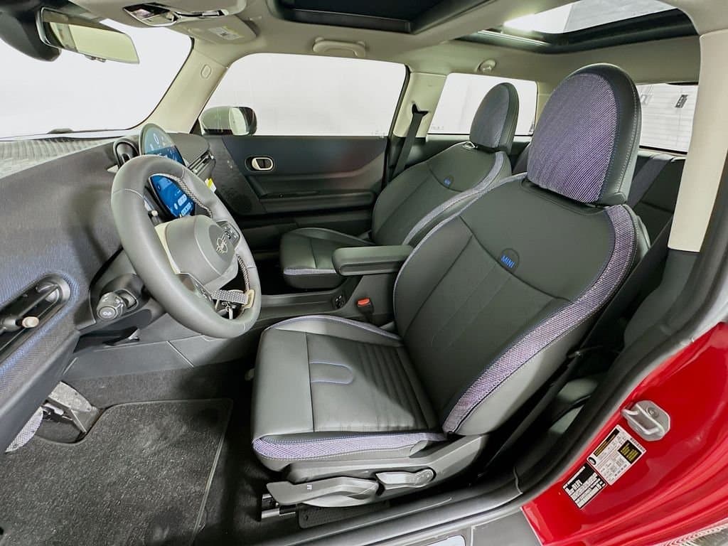 2025 MINI Cooper - Image 16
