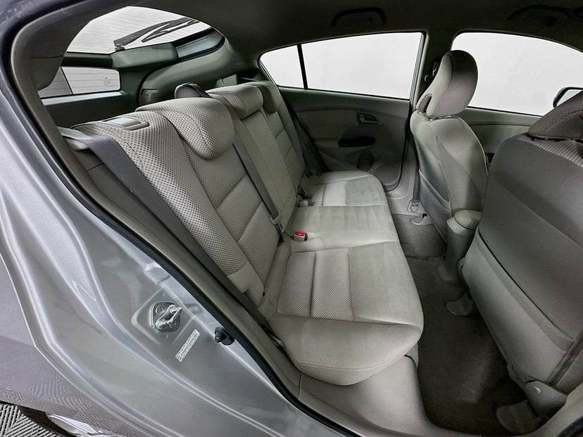 2010 Honda Insight - Image 24