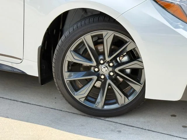 2026 Toyota Corolla - Image 2