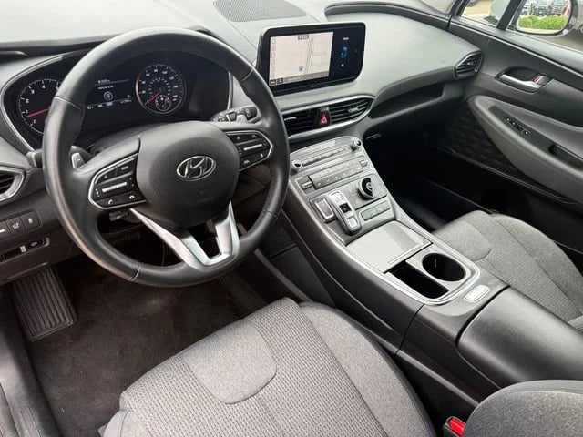 2023 Hyundai Santa Fe - Image 10