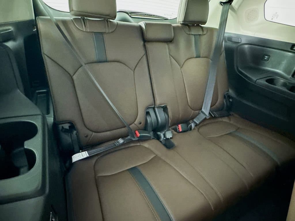 2026 HONDA Pilot - Image 40