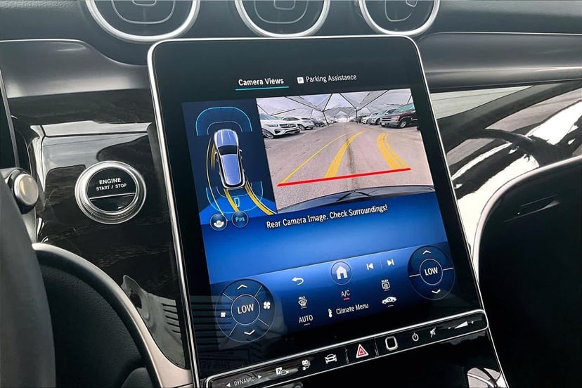 2025 Mercedes-Benz GLC 350e - Image 26