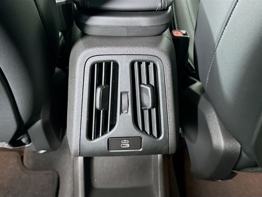 2026 BMW X1 - Image 18