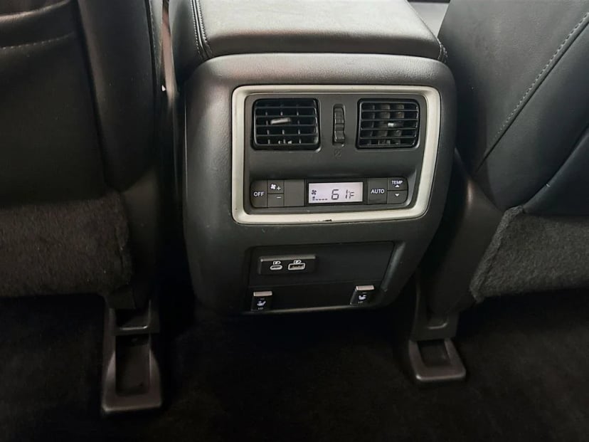 2019 INFINITI QX60 - Image 32