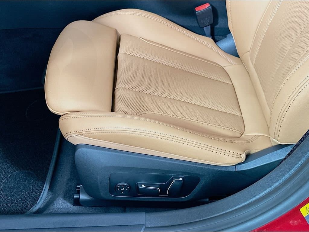 2026 BMW i4 - Image 21