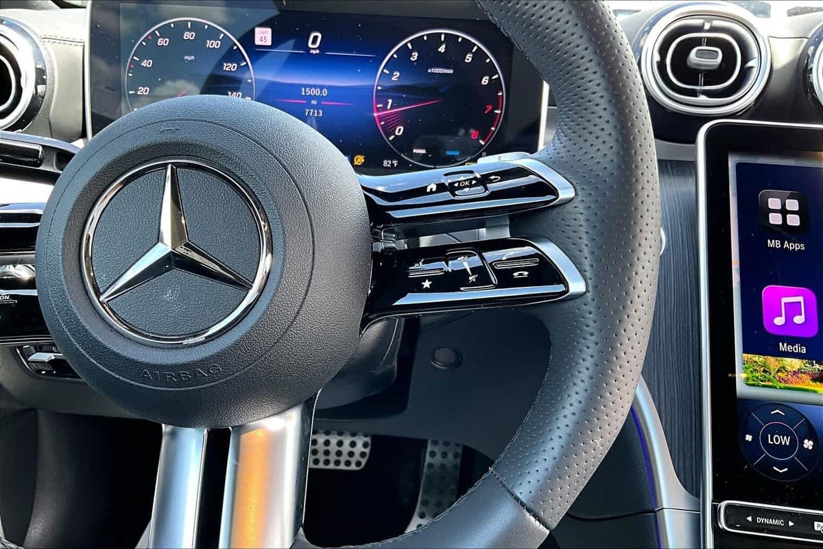 2025 Mercedes-Benz CLE 450 - Image 25